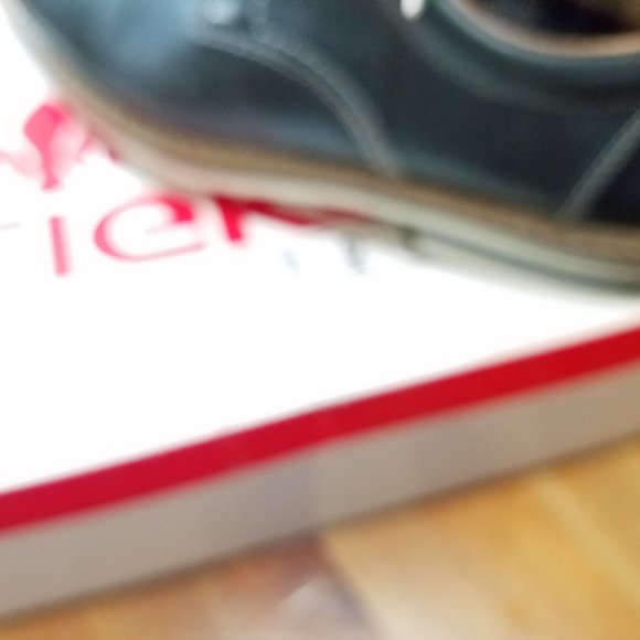 Brand new Rieker leather shoes with the box. main image 15